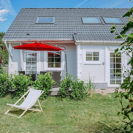 Ferienhaeuser Insel Usedom Haus Samara 8 - Blick Aufs Achterwasser! Whirlpool Und Sauna Lutow المظهر الخارجي الصورة